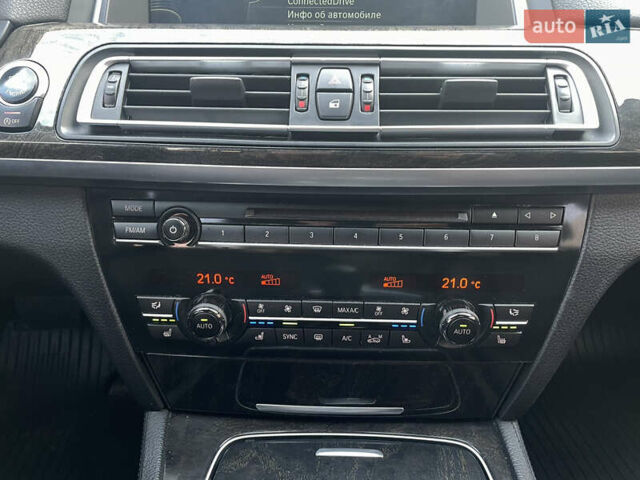 Синий БМВ 7 Серия, объемом двигателя 2.98 л и пробегом 190 тыс. км за 17800 $, фото 22 на Automoto.ua