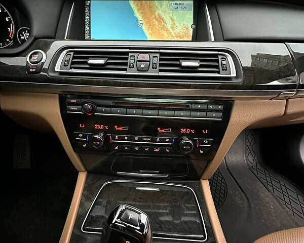 Синий БМВ 7 Серия, объемом двигателя 4.39 л и пробегом 153 тыс. км за 16800 $, фото 92 на Automoto.ua