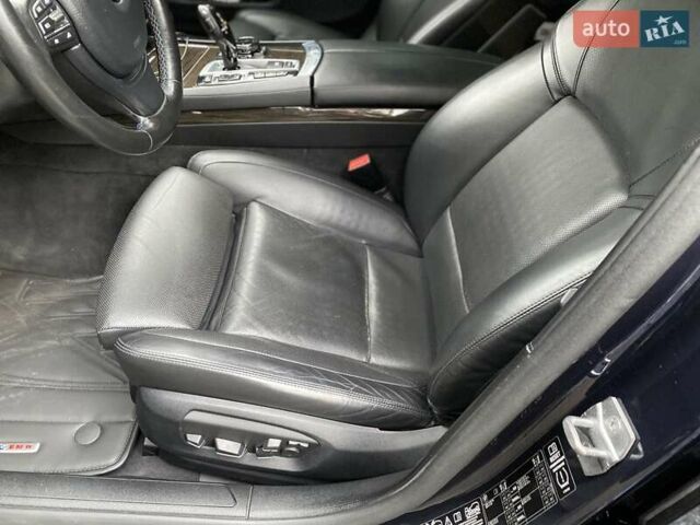 Синий БМВ 7 Серия, объемом двигателя 3 л и пробегом 227 тыс. км за 25555 $, фото 33 на Automoto.ua