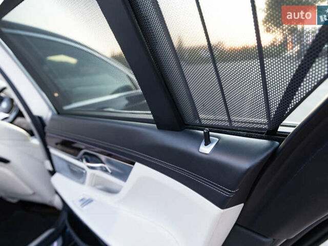 Синий БМВ 7 Серия, объемом двигателя 4.39 л и пробегом 51 тыс. км за 36000 $, фото 20 на Automoto.ua