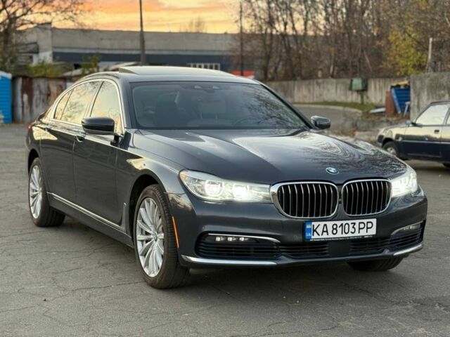 Синій БМВ 7 Серія, об'ємом двигуна 3 л та пробігом 200 тис. км за 23500 $, фото 5 на Automoto.ua