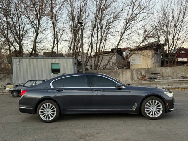 Синій БМВ 7 Серія, об'ємом двигуна 3 л та пробігом 200 тис. км за 23500 $, фото 4 на Automoto.ua