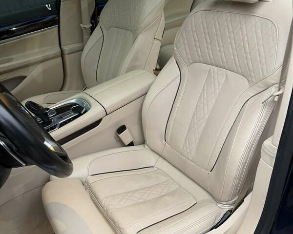 Синий БМВ 7 Серия, объемом двигателя 4.39 л и пробегом 79 тыс. км за 35500 $, фото 13 на Automoto.ua