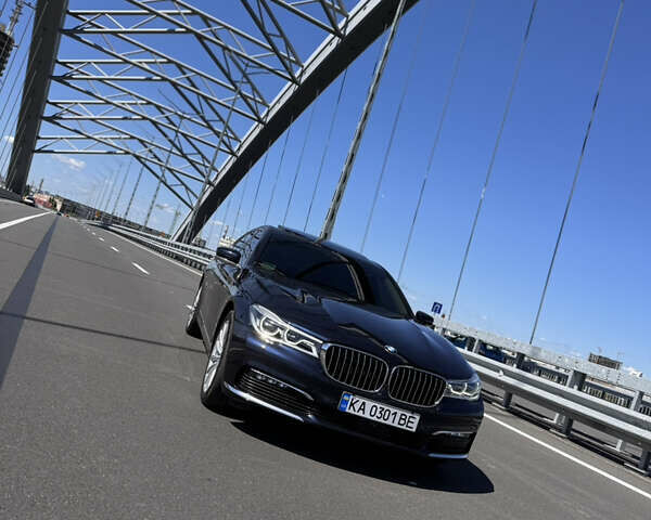 Синій БМВ 7 Серія, об'ємом двигуна 3 л та пробігом 81 тис. км за 36000 $, фото 34 на Automoto.ua