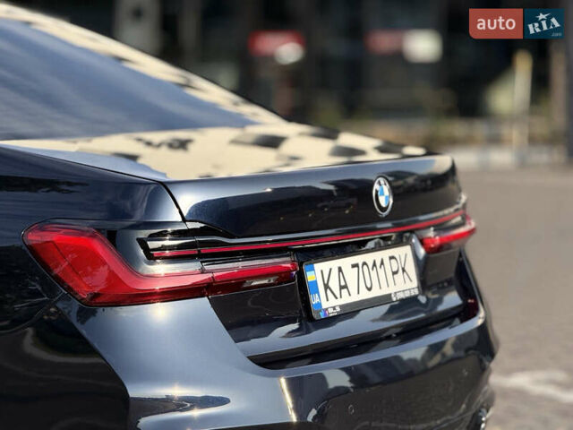 Синий БМВ 7 Серия, объемом двигателя 4.4 л и пробегом 159 тыс. км за 35000 $, фото 5 на Automoto.ua