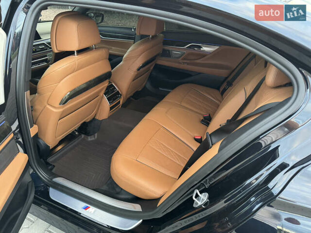 Синий БМВ 7 Серия, объемом двигателя 3 л и пробегом 114 тыс. км за 33000 $, фото 40 на Automoto.ua