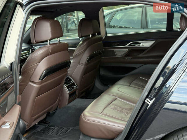 Синій БМВ 7 Серія, об'ємом двигуна 4.4 л та пробігом 159 тис. км за 29000 $, фото 12 на Automoto.ua