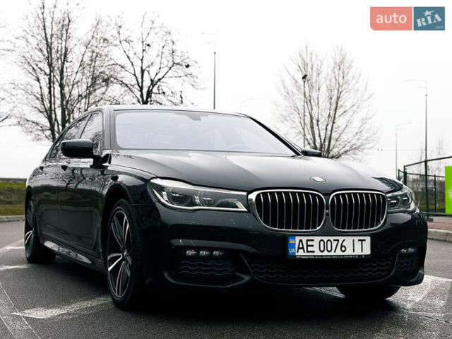 Синий БМВ 7 Серия, объемом двигателя 2.99 л и пробегом 189 тыс. км за 32500 $, фото 3 на Automoto.ua