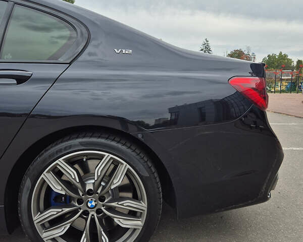 Синий БМВ 7 Серия, объемом двигателя 6.59 л и пробегом 107 тыс. км за 40500 $, фото 17 на Automoto.ua