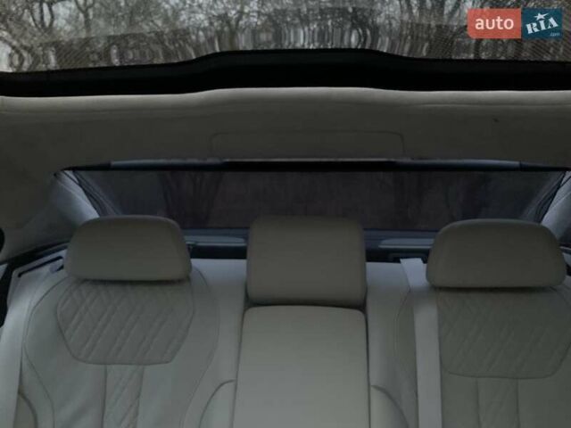 Синий БМВ 7 Серия, объемом двигателя 3 л и пробегом 63 тыс. км за 29000 $, фото 2 на Automoto.ua