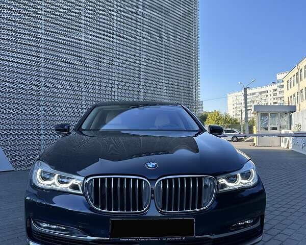 Синий БМВ 7 Серия, объемом двигателя 2.99 л и пробегом 105 тыс. км за 58000 $, фото 3 на Automoto.ua