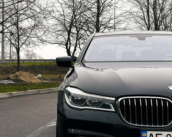Синий БМВ 7 Серия, объемом двигателя 2.99 л и пробегом 189 тыс. км за 32500 $, фото 13 на Automoto.ua