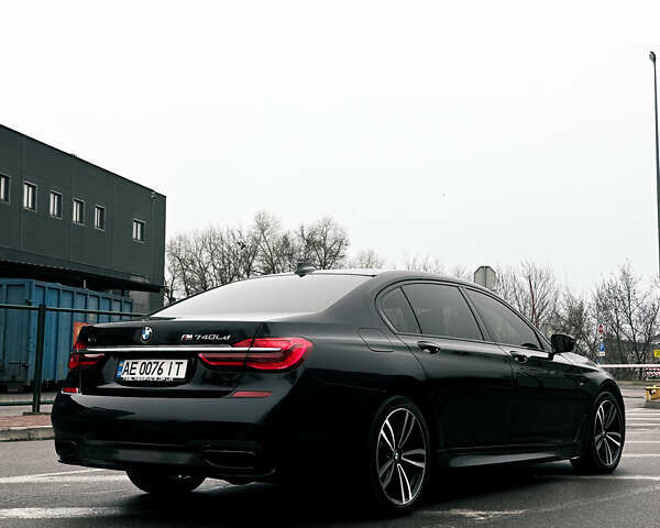 Синий БМВ 7 Серия, объемом двигателя 2.99 л и пробегом 189 тыс. км за 32500 $, фото 11 на Automoto.ua