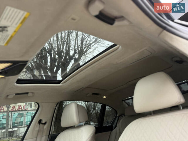 Синий БМВ 7 Серия, объемом двигателя 2.98 л и пробегом 147 тыс. км за 32500 $, фото 9 на Automoto.ua