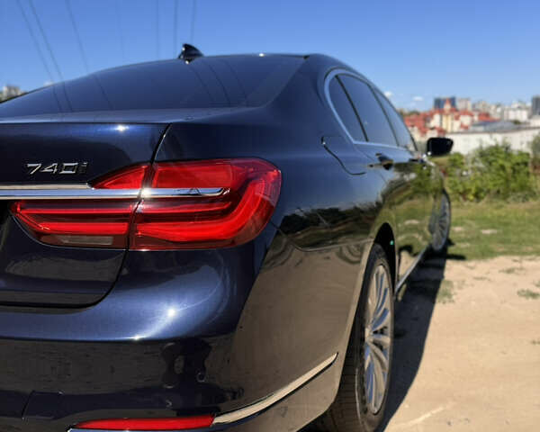 Синій БМВ 7 Серія, об'ємом двигуна 3 л та пробігом 81 тис. км за 36000 $, фото 11 на Automoto.ua