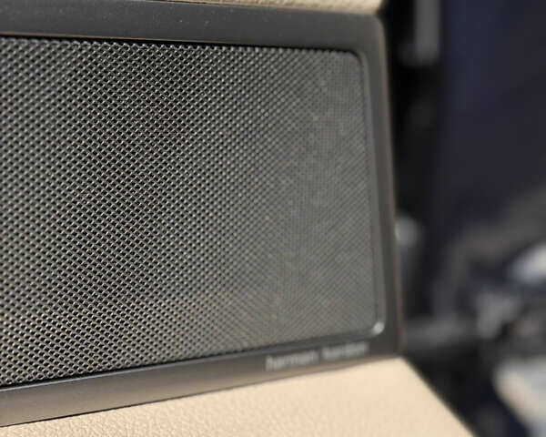 Синій БМВ 7 Серія, об'ємом двигуна 3 л та пробігом 81 тис. км за 36000 $, фото 13 на Automoto.ua