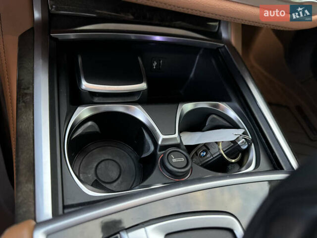 Синий БМВ 7 Серия, объемом двигателя 3 л и пробегом 114 тыс. км за 33000 $, фото 26 на Automoto.ua