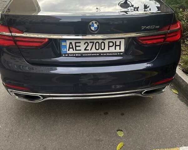БМВ 7 Серія 2017 у Дніпро (Дніпропетровську) на Automoto.ua Синій БМВ 7 Серія, об'ємом двигуна 2 л та пробігом 106 тис. км за 47500 $, фото 2 на Automoto.ua