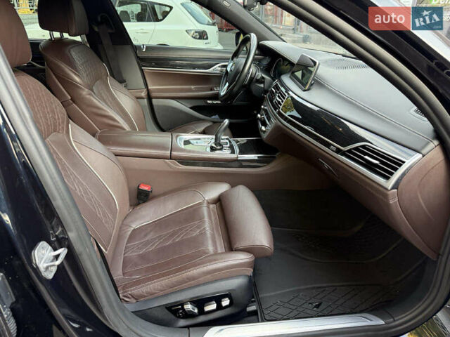 Синий БМВ 7 Серия, объемом двигателя 4.4 л и пробегом 159 тыс. км за 35000 $, фото 18 на Automoto.ua