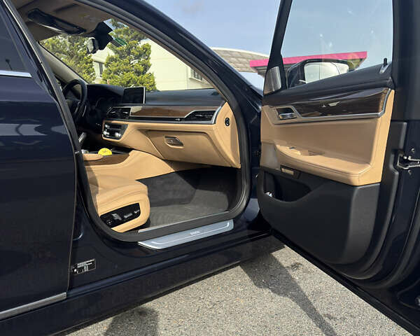 Синий БМВ 7 Серия, объемом двигателя 2.99 л и пробегом 230 тыс. км за 37000 $, фото 15 на Automoto.ua