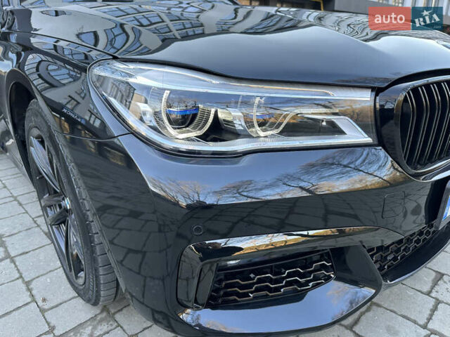 Синій БМВ 7 Серія, об'ємом двигуна 2.98 л та пробігом 86 тис. км за 37000 $, фото 18 на Automoto.ua