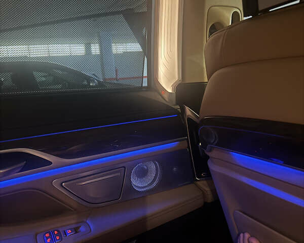 Синий БМВ 7 Серия, объемом двигателя 2.99 л и пробегом 230 тыс. км за 37000 $, фото 29 на Automoto.ua