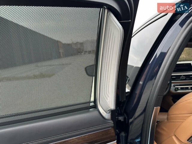 Синий БМВ 7 Серия, объемом двигателя 4.39 л и пробегом 115 тыс. км за 49500 $, фото 49 на Automoto.ua