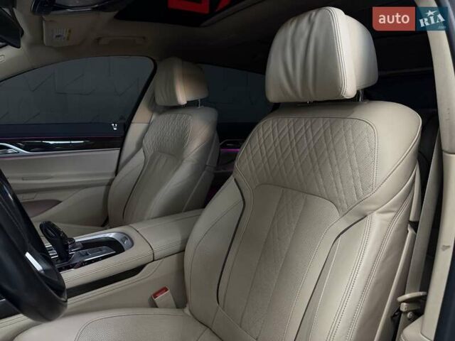 Синий БМВ 7 Серия, объемом двигателя 4.39 л и пробегом 89 тыс. км за 49900 $, фото 41 на Automoto.ua