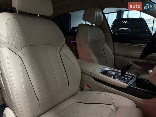 Синий БМВ 7 Серия, объемом двигателя 4.39 л и пробегом 89 тыс. км за 49900 $, фото 55 на Automoto.ua