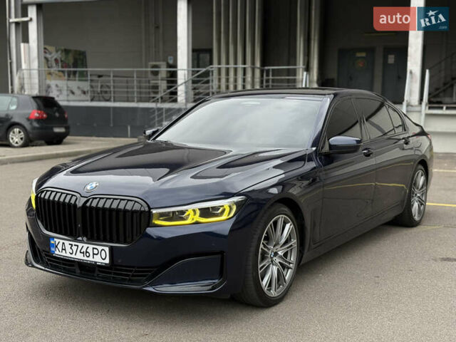 Синий БМВ 7 Серия, объемом двигателя 3 л и пробегом 50 тыс. км за 52900 $, фото 3 на Automoto.ua
