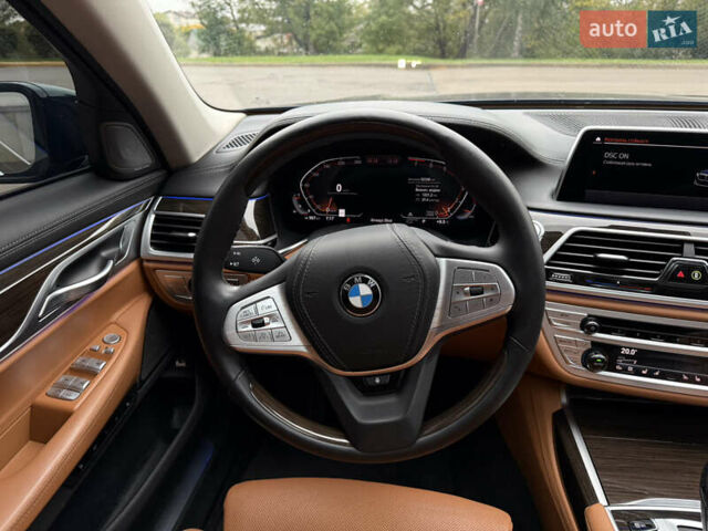 БМВ 7 Серія 2020 у Києві на Automoto.ua Синій БМВ 7 Серія, об'ємом двигуна 3 л та пробігом 53 тис. км за 49999 $, фото 27 на Automoto.ua