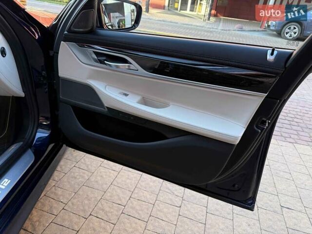 Синий БМВ 7 Серия, объемом двигателя 6.6 л и пробегом 58 тыс. км за 86900 $, фото 54 на Automoto.ua