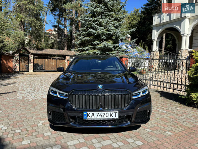 Синий БМВ 7 Серия, объемом двигателя 3 л и пробегом 46 тыс. км за 79000 $, фото 1 на Automoto.ua