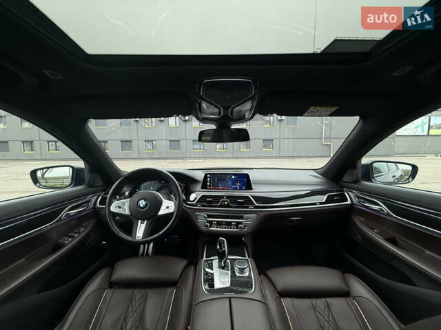 Синий БМВ 7 Серия, объемом двигателя 3 л и пробегом 54 тыс. км за 75000 $, фото 17 на Automoto.ua