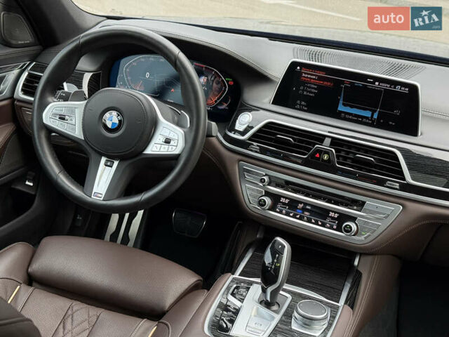 Синий БМВ 7 Серия, объемом двигателя 3 л и пробегом 54 тыс. км за 75000 $, фото 32 на Automoto.ua