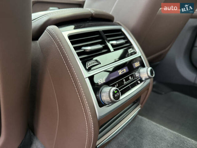 Синий БМВ 7 Серия, объемом двигателя 3 л и пробегом 54 тыс. км за 75000 $, фото 54 на Automoto.ua