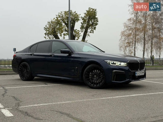 Синий БМВ 7 Серия, объемом двигателя 3 л и пробегом 54 тыс. км за 75000 $, фото 2 на Automoto.ua