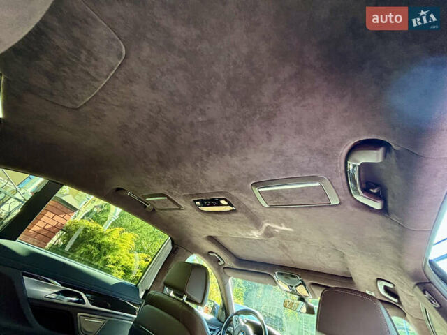 Синий БМВ 7 Серия, объемом двигателя 3 л и пробегом 46 тыс. км за 79000 $, фото 19 на Automoto.ua