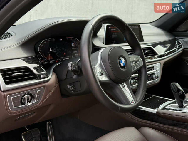 Синий БМВ 7 Серия, объемом двигателя 3 л и пробегом 54 тыс. км за 75000 $, фото 47 на Automoto.ua