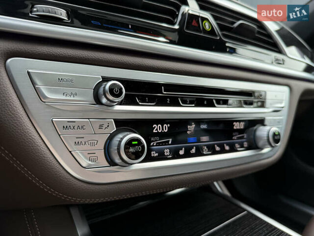 Синий БМВ 7 Серия, объемом двигателя 3 л и пробегом 54 тыс. км за 75000 $, фото 41 на Automoto.ua