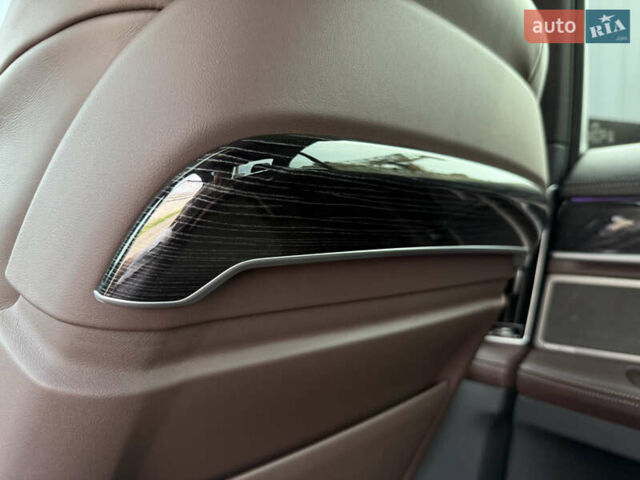 Синий БМВ 7 Серия, объемом двигателя 3 л и пробегом 54 тыс. км за 75000 $, фото 30 на Automoto.ua