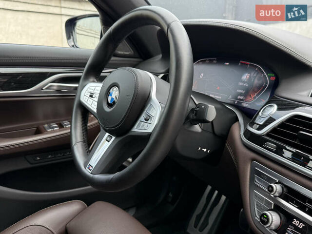 Синий БМВ 7 Серия, объемом двигателя 3 л и пробегом 54 тыс. км за 75000 $, фото 20 на Automoto.ua