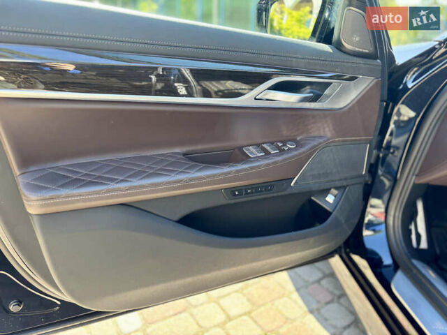 Синий БМВ 7 Серия, объемом двигателя 3 л и пробегом 46 тыс. км за 79000 $, фото 11 на Automoto.ua