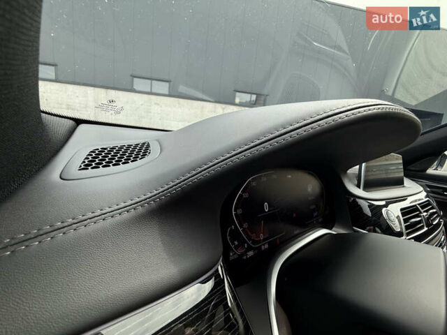 Синий БМВ 7 Серия, объемом двигателя 3 л и пробегом 54 тыс. км за 75000 $, фото 35 на Automoto.ua