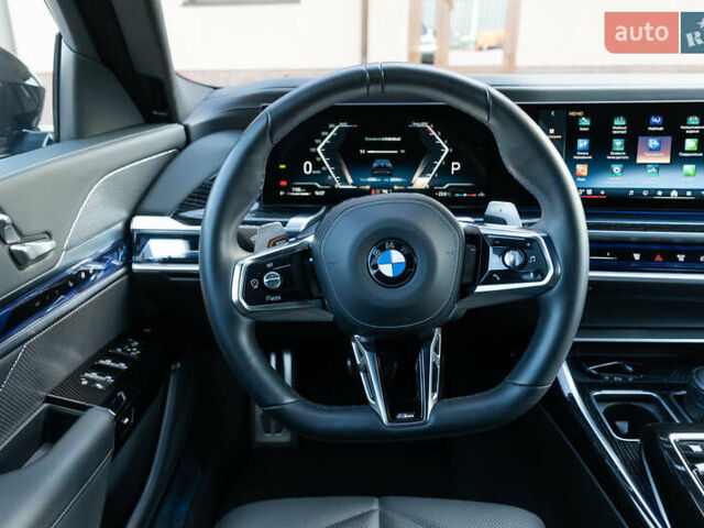 Синий БМВ 7 Серия, объемом двигателя 2.99 л и пробегом 44 тыс. км за 129000 $, фото 21 на Automoto.ua