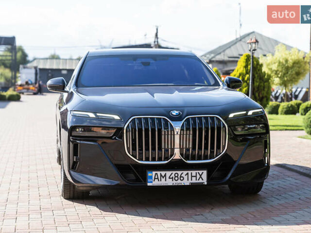 Синий БМВ 7 Серия, объемом двигателя 2.99 л и пробегом 44 тыс. км за 129000 $, фото 9 на Automoto.ua