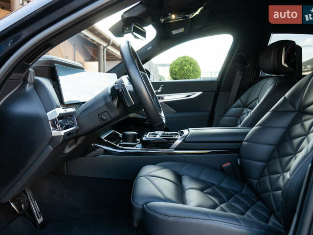 Синий БМВ 7 Серия, объемом двигателя 2.99 л и пробегом 44 тыс. км за 129000 $, фото 16 на Automoto.ua