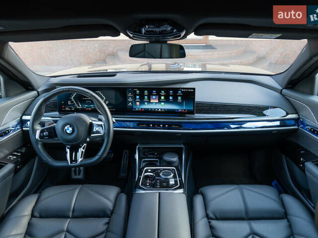 Синий БМВ 7 Серия, объемом двигателя 2.99 л и пробегом 44 тыс. км за 129000 $, фото 20 на Automoto.ua