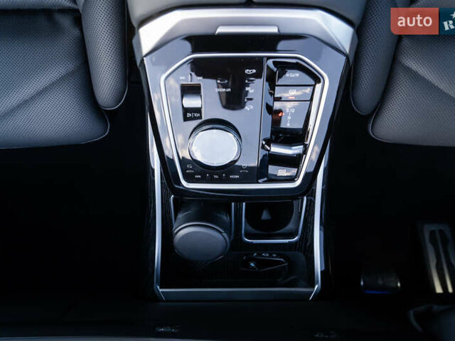 Синий БМВ 7 Серия, объемом двигателя 2.99 л и пробегом 44 тыс. км за 129000 $, фото 22 на Automoto.ua