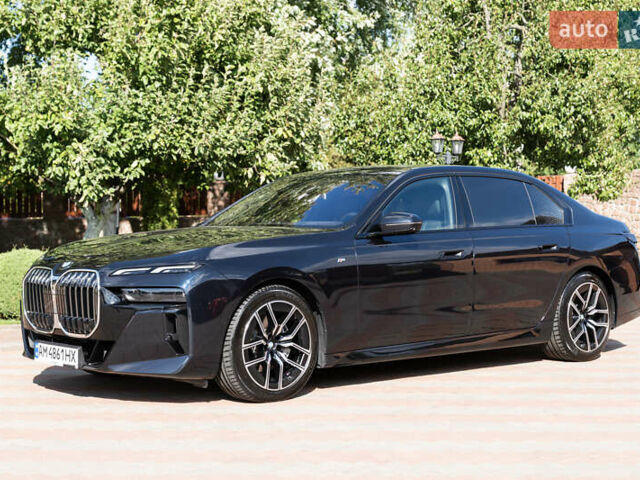 Синий БМВ 7 Серия, объемом двигателя 2.99 л и пробегом 44 тыс. км за 129000 $, фото 1 на Automoto.ua